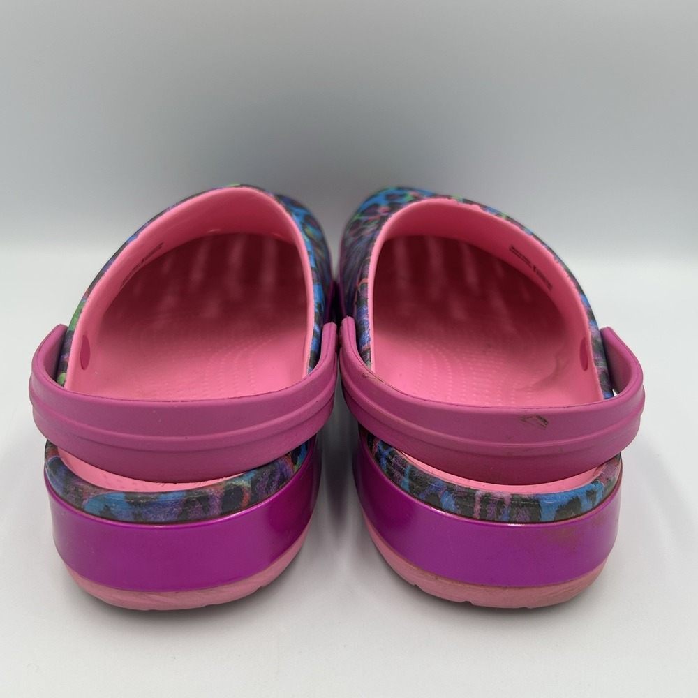 Crocs Classic Colorful Leopard Print Clogs Women's 11 Slip-On Shoes Men's 9 - Picture 7 of 10